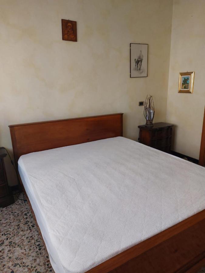 Asti Lovely Apartment Buitenkant foto