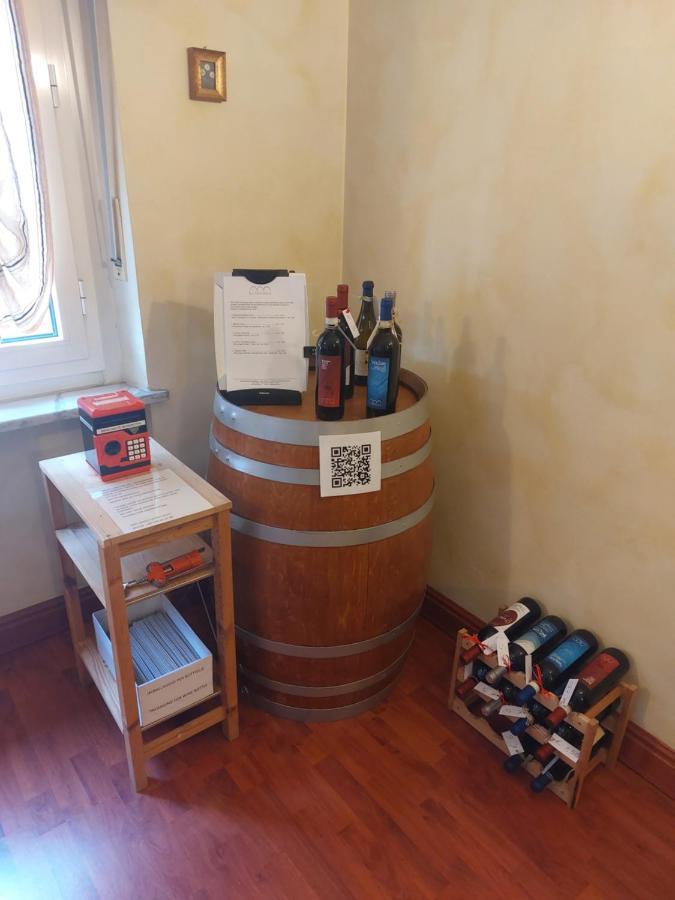 Asti Lovely Apartment Buitenkant foto