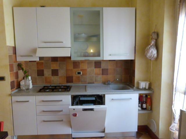 Asti Lovely Apartment Buitenkant foto